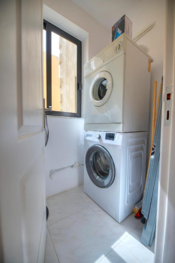 Bright & Cozy 3Bedrooms With Stunning Views Dlap1-1 슬리에마 외부 사진